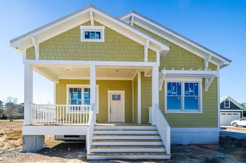 207 Villagers Way, Swansboro, NC 28584