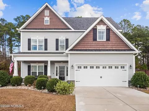 716 Aria Ln, Hubert, NC 28539