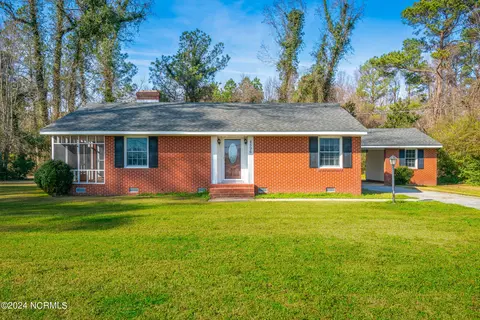 4596 Nc-903, Winterville, NC 28590