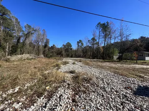 0 S Dickerson St, Burgaw, NC 28425