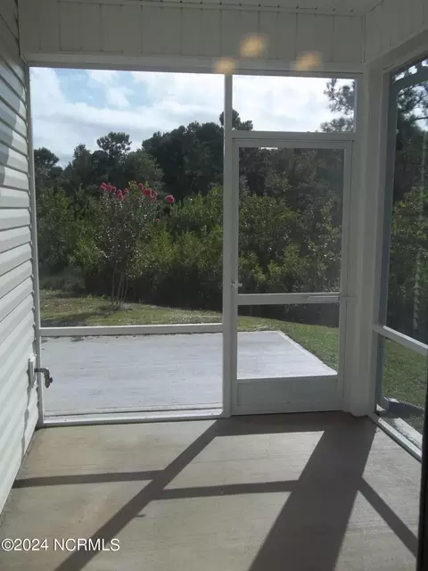 201 Balustrade Way, Hampstead, NC 28443 photo 13