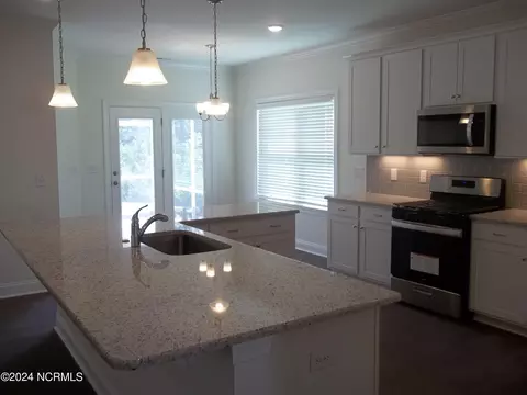 201 Balustrade Way, Hampstead, NC 28443 photo 12