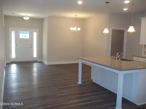 202 Balustrade Way, Hampstead, NC 28443 photo 4