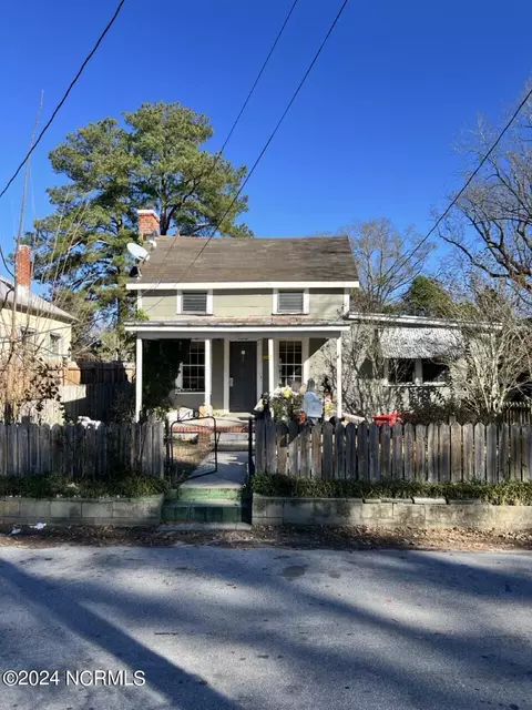 1810 Edenton St, New Bern, NC 28560