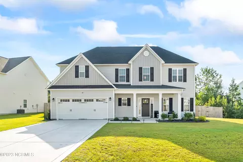 522 Black Pearl Cir, Jacksonville, NC 28546