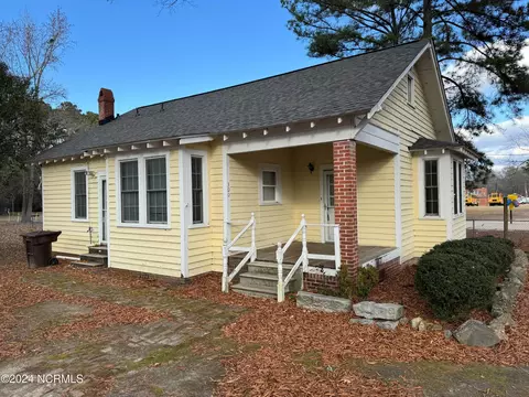 300 E Walnut St, Tarboro, NC 27886 photo 1