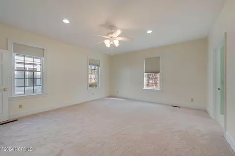207 Perquimans Dr, Chocowinity, NC 27817 photo 40
