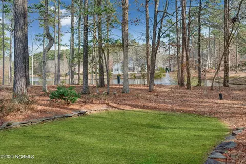 207 Perquimans Dr, Chocowinity, NC 27817 photo 5