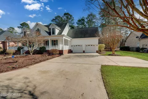 207 Perquimans Dr, Chocowinity, NC 27817 photo 4