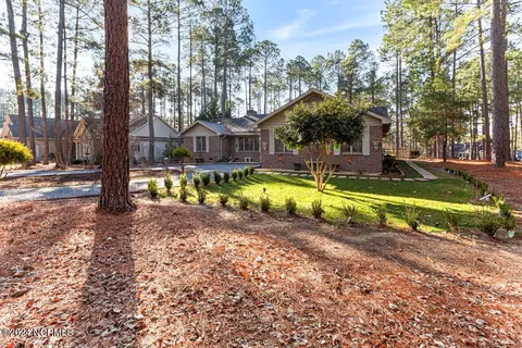 290 Longleaf Dr, West End, NC 27376 photo 3