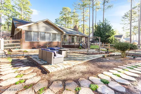 290 Longleaf Dr, West End, NC 27376 photo 35