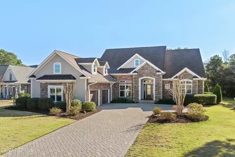 8809 Kirkcaldy Ct, Sunset Beach, NC 28468