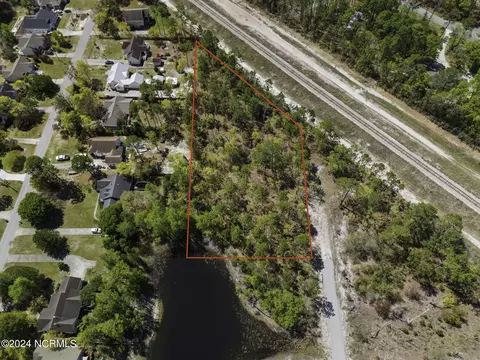 1930 Southport Ln, Southport, NC 28461