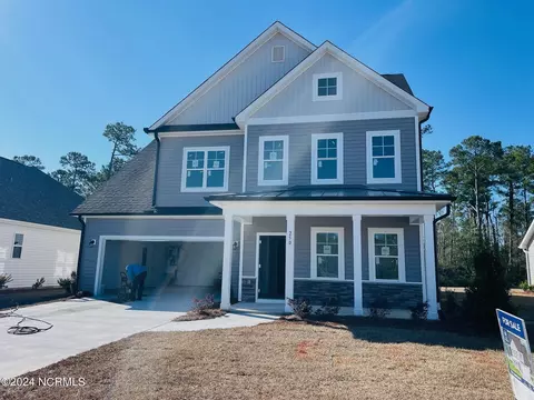 250 Man O War Ln, Hampstead, NC 28443