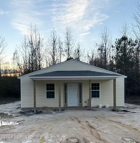 112 Addilyn Cir, Warsaw, NC 28398