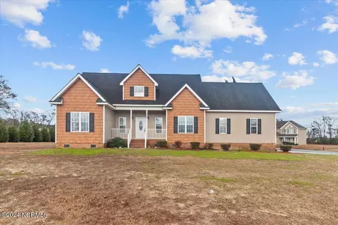 504 Graces Farm Rd, La Grange, NC 28551