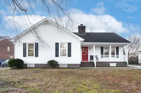 140 Ketch Point Ct, Rocky Mount, NC 27803