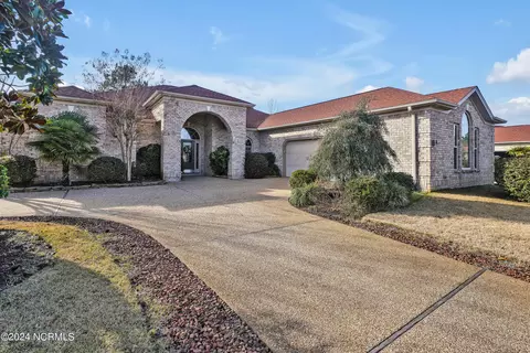 2220 Villamar Dr, Leland, NC 28451