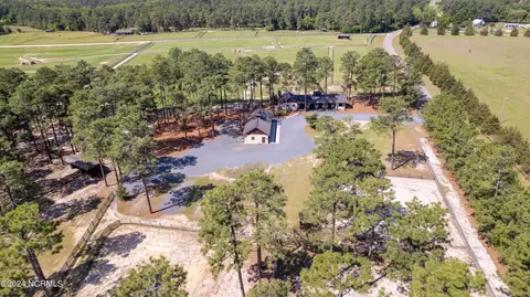 2753 Youngs Rd, Southern Pines, NC 28387