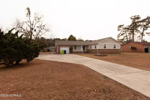 119 Craven Dr, Havelock, NC 28532