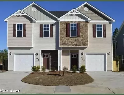 212 Shallowbag Bay Ln, Jacksonville, NC 28546