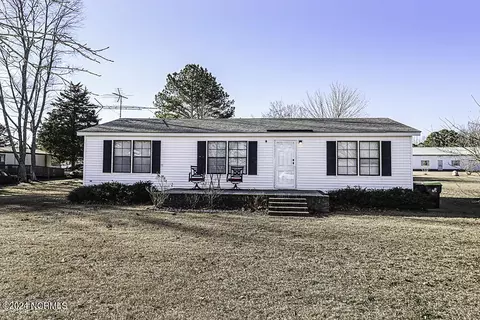 11534 Salem School Rd, Whitakers, NC 27891