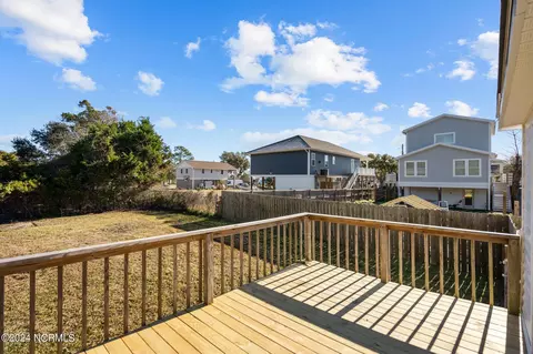 239 Bermuda Dr, Hampstead, NC 28443 photo 42