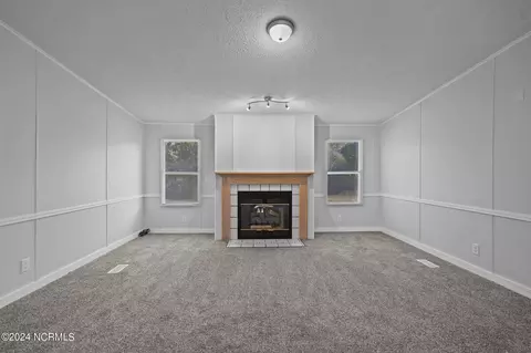 239 Bermuda Dr, Hampstead, NC 28443 photo 8