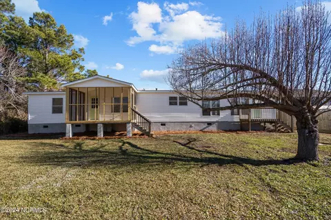 239 Bermuda Dr, Hampstead, NC 28443 photo 4