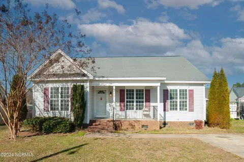 11462 Village Square Dr, Middlesex, NC 27557