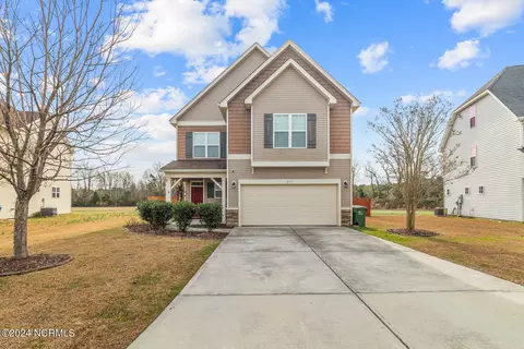 419 Bald Cypress Ln, Sneads Ferry, NC 28460