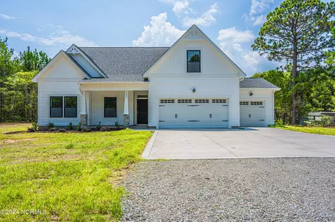 1255 Ring Rd #1, Carthage, NC 28327