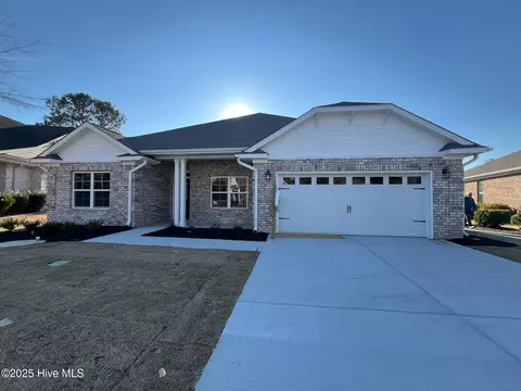 1206 Liset Ct SE, Bolivia, NC 28422
