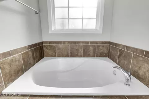 241 Hickory Point Rd, Hampstead, NC 28443 photo 16