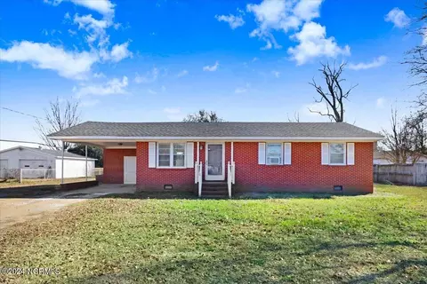 1006 Gardner Manor Dr, Goldsboro, NC 27534