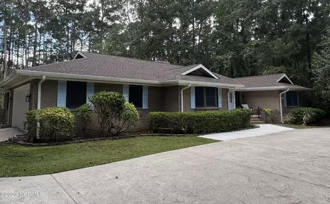 24 Sunfield Dr, Calabash, NC 28467