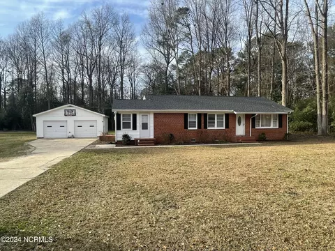 218 Carter Thigpen Rd, Mount Olive, NC 28365