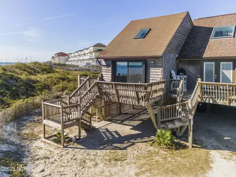 886 New River Inlet Rd UNIT 52, North Topsail Beach, NC 28460
