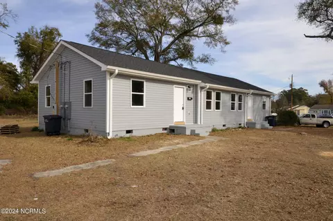 230 York St, Jacksonville, NC 28540