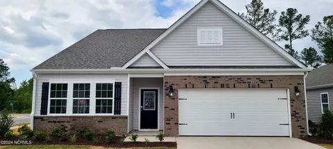 1001 Ella Bengel Dr, New Bern, NC 28562
