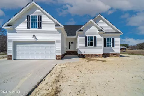 139 Pudding Ridge Rd, South Mills, NC 27976