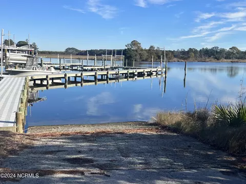 152 Marsh Run, Oriental, NC 28571 photo 18