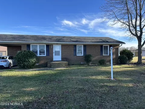 350 True Vine Rd NE, Pikeville, NC 27863