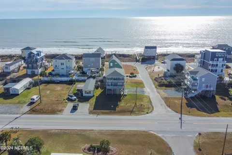 5605 18th Ave, North Topsail Beach, NC 28460