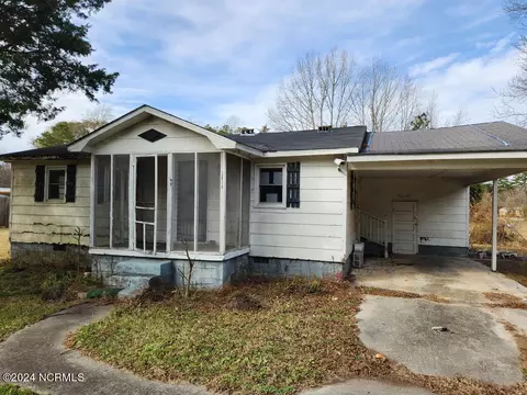 203 Outerbridge Rd # A, Williamston, NC 27892