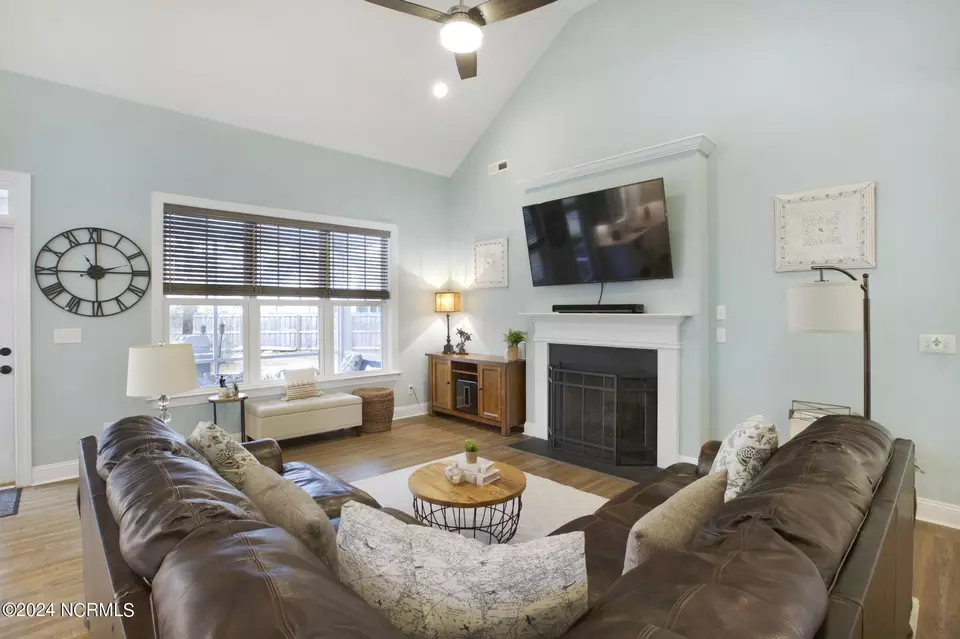  40 Stonegate Cir, Hampstead, NC 28443 photo 10
