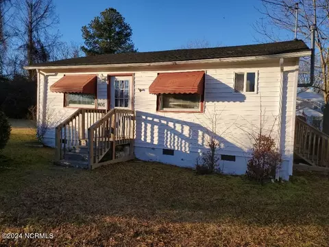 406 Spellman St, Elizabeth City, NC 27909