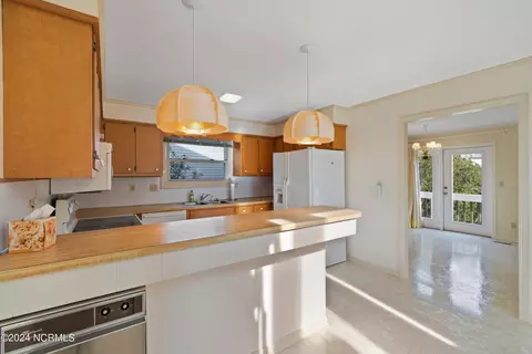 1411 E Main St, Sunset Beach, NC 28468 photo 23