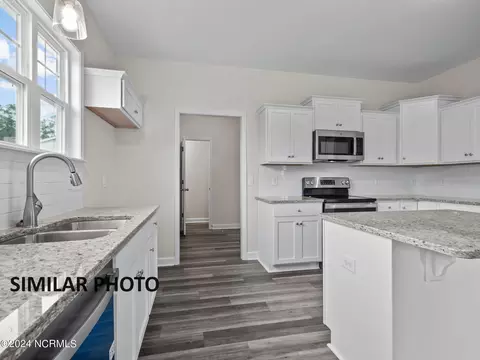 806 E Warner, Hubert, NC 28539 photo 9