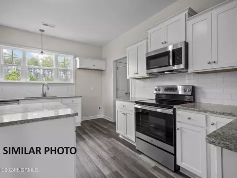 806 E Warner, Hubert, NC 28539 photo 11